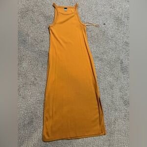 Old Navy Amber Midi Dress